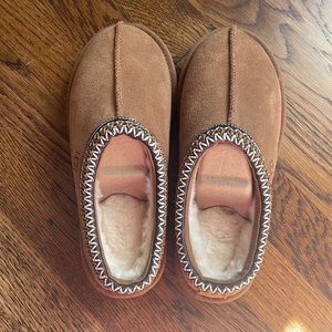 Ugg Tasman Size 6 in Women’s